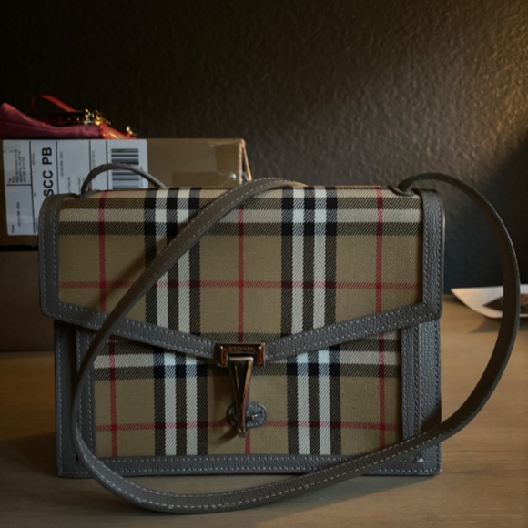 Burberry crossbody canvas and leather bag - Picture 4 of 8